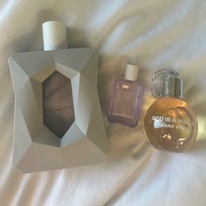 Ariana Grande God is a Woman Perfume Set